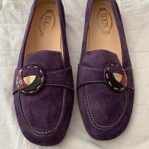 Authentic Tod’s 10.5 Lane Button Access